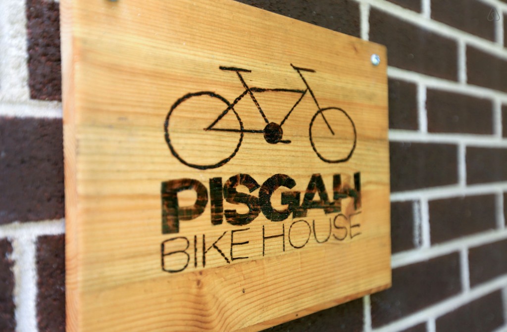 pisgah-bike-house-sign